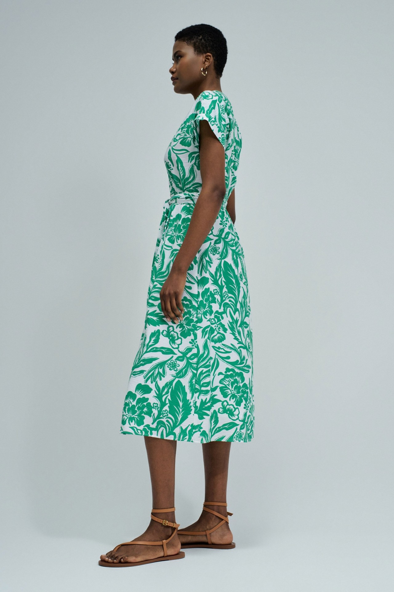 DRESS WITH FLORAL PATTERN