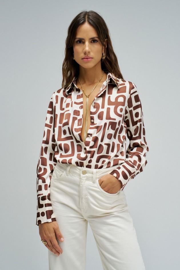 CAMISA ACETINADA COM PADRÃO