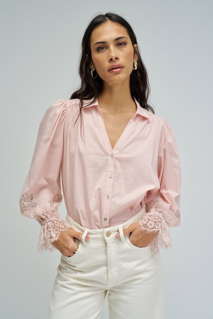 CHEMISE AVEC DENTELLE