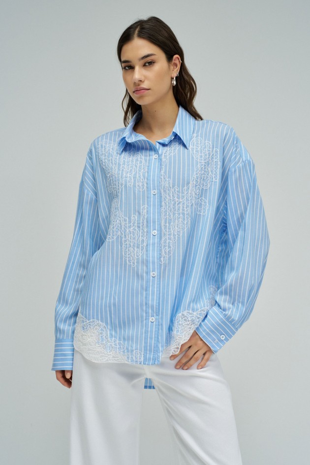 CAMISA DE RISCAS COM RENDA