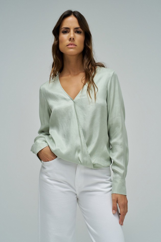 BLUSA ACETINADA