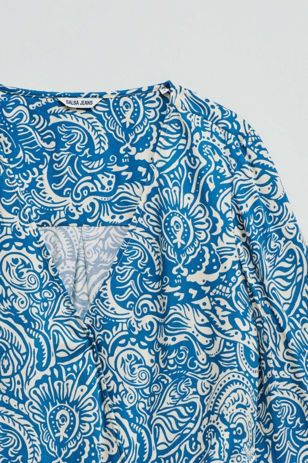 BLUSA ACETINADA COM PADRÃO