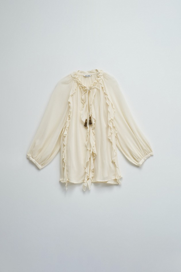 BLOES MET RUFFLES