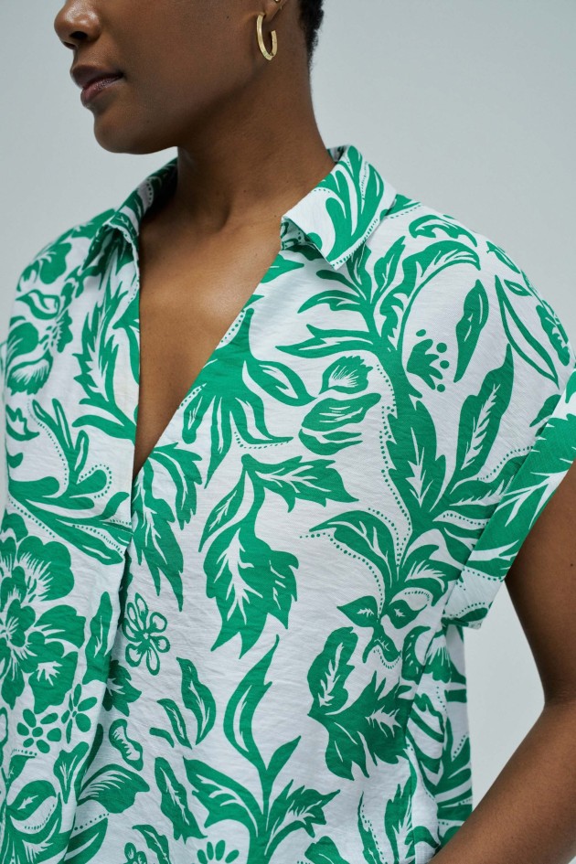 SHIRT WITH PATTERN