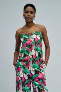 TOP MET BLOEMENPATROON
