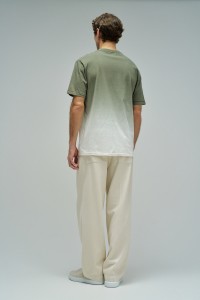 T-SHIRT CON EFECTO DEGRAD�