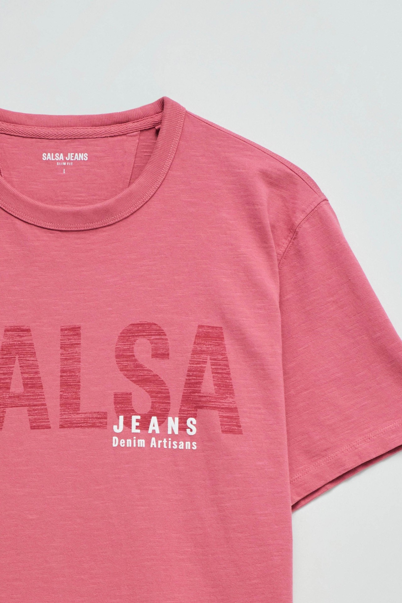 T-SHIRT MET BRANDING