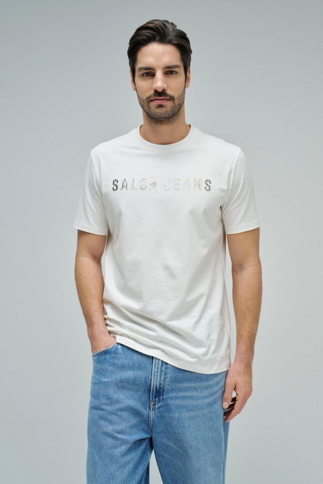 T-SHIRT AVEC BRANDING