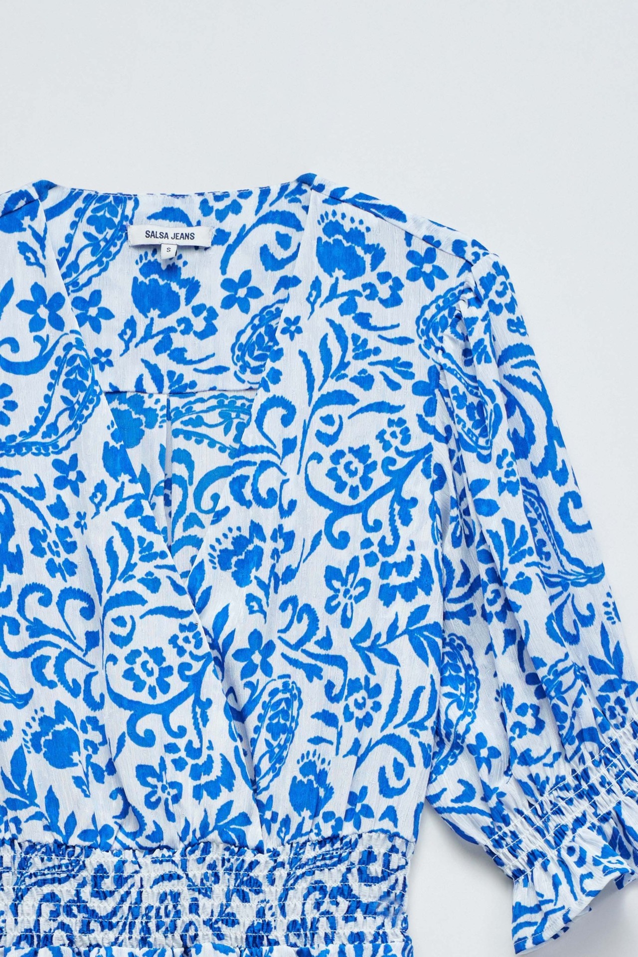 VESTIDO CURTO COM PADR�O FLORAL
