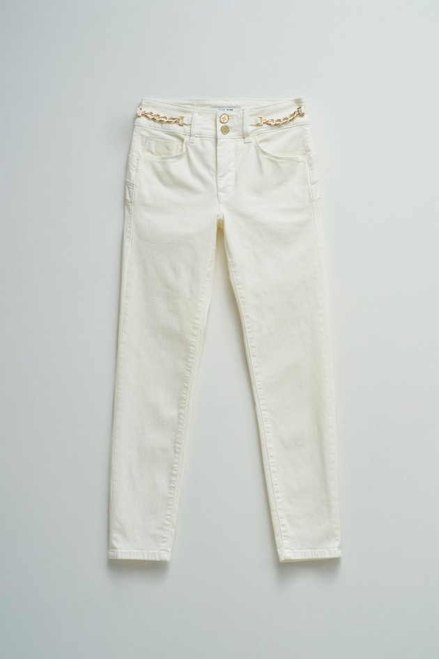 SECRET PUSH IN CROPPED SKINNY JEANS