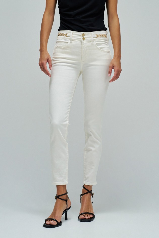 SECRET PUSH IN CROPPED SKINNY JEANS
