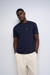 T-SHIRT WITH POCKET