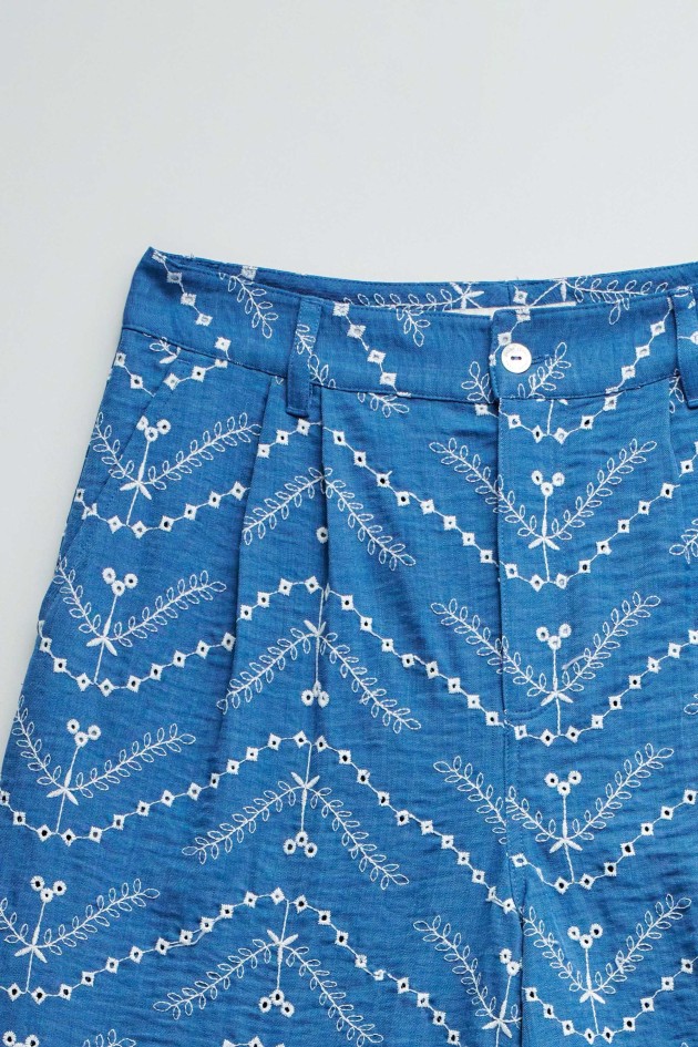 CROPPED WIDE CHINO TROUSERS WITH EMBROIDERY