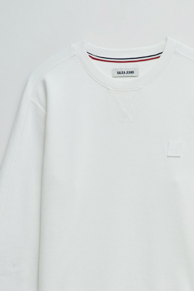 TEXTURED SWEATSHIRT