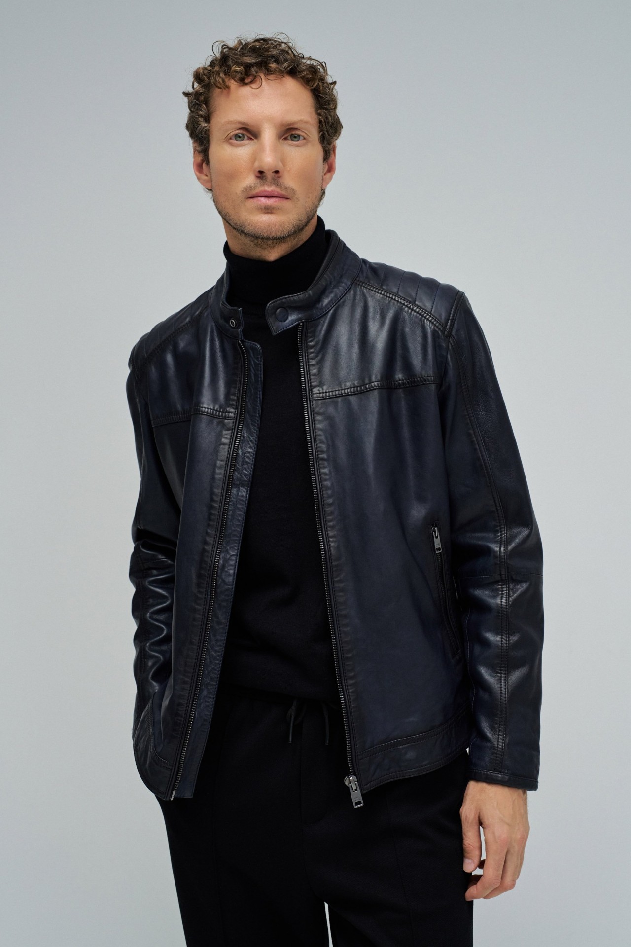 LEATHER BIKER JACKET