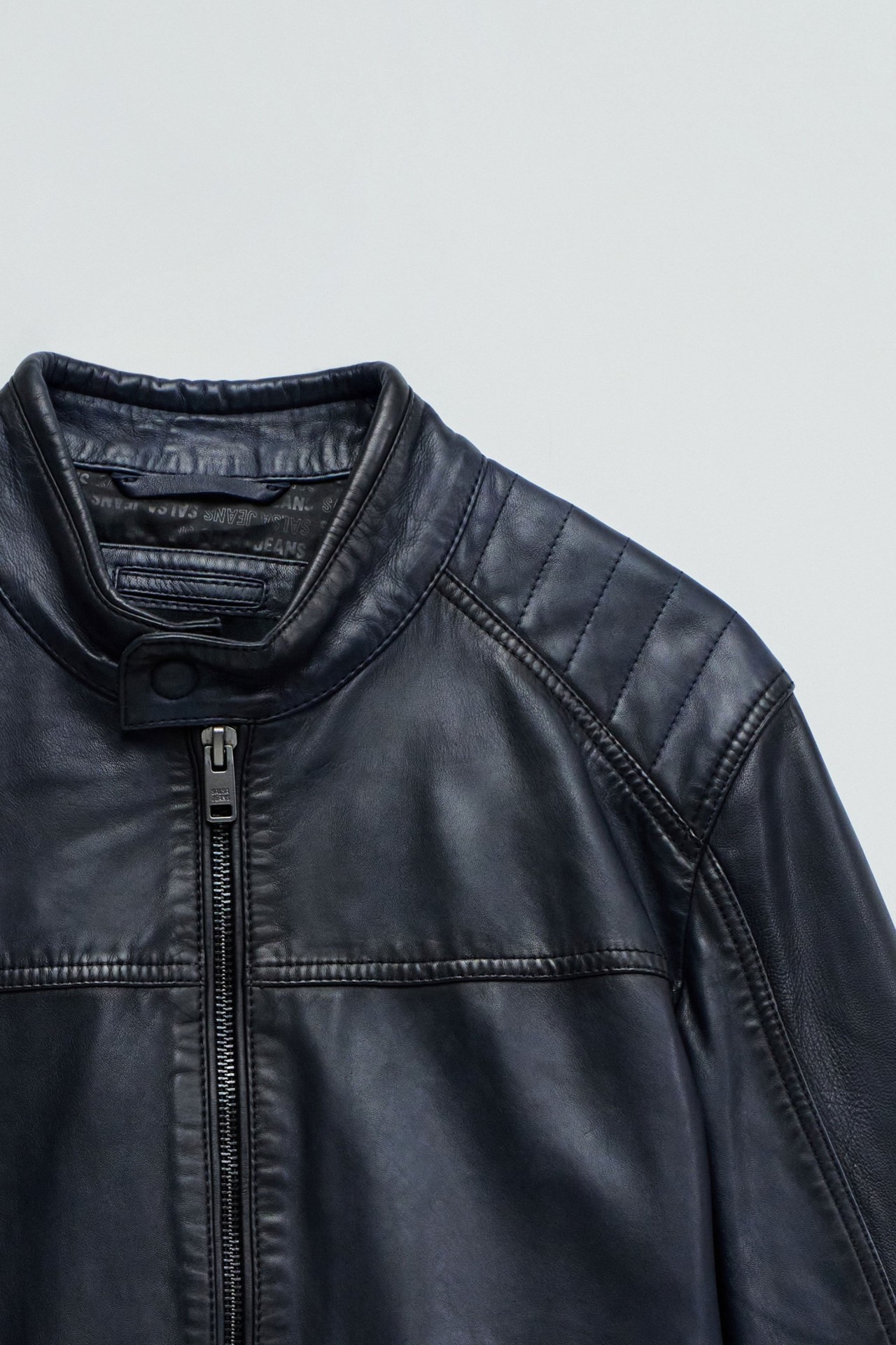 LEATHER BIKER JACKET