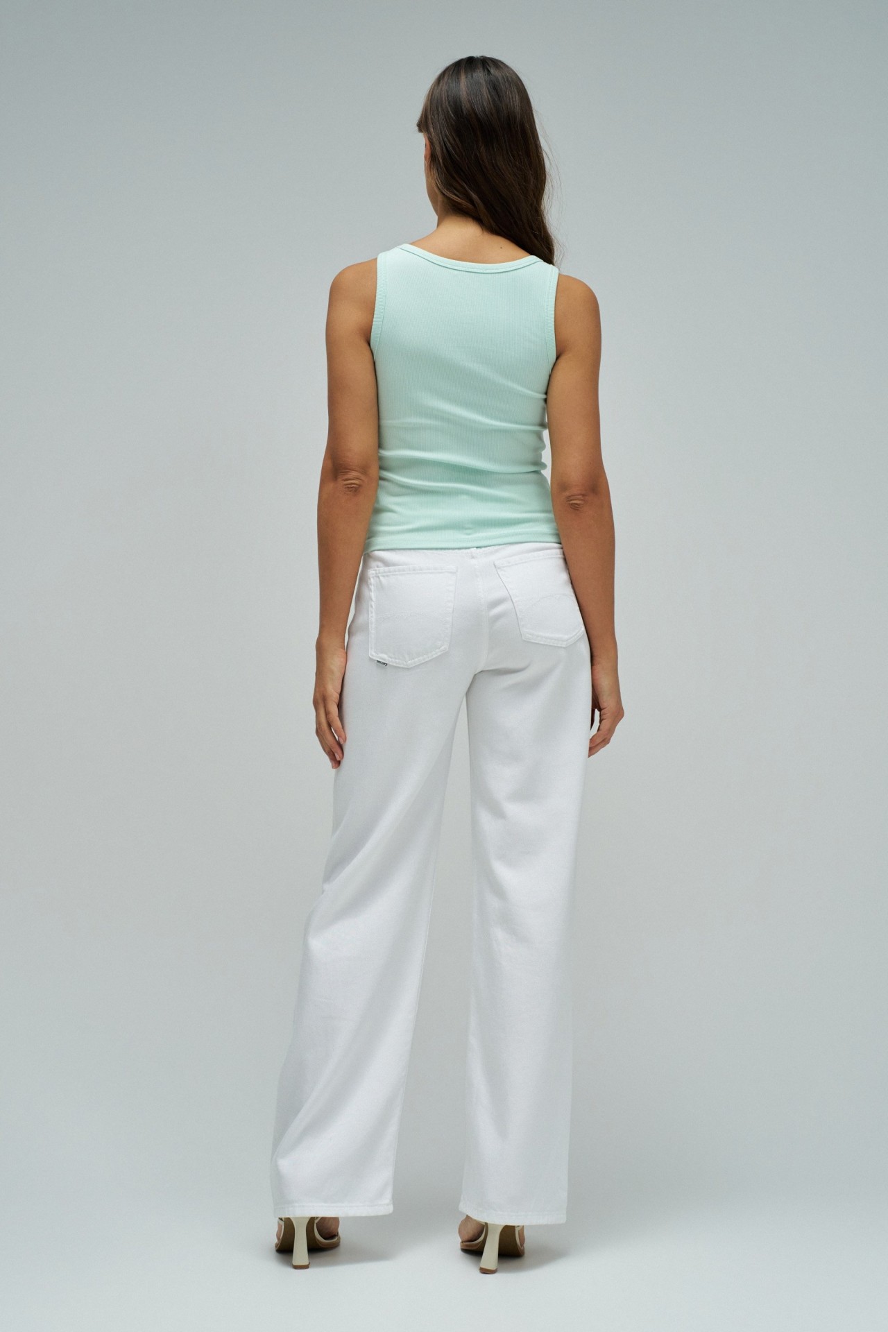 BASIC TOP