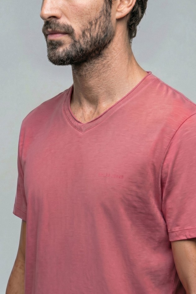 T-SHIRT AVEC BRANDING