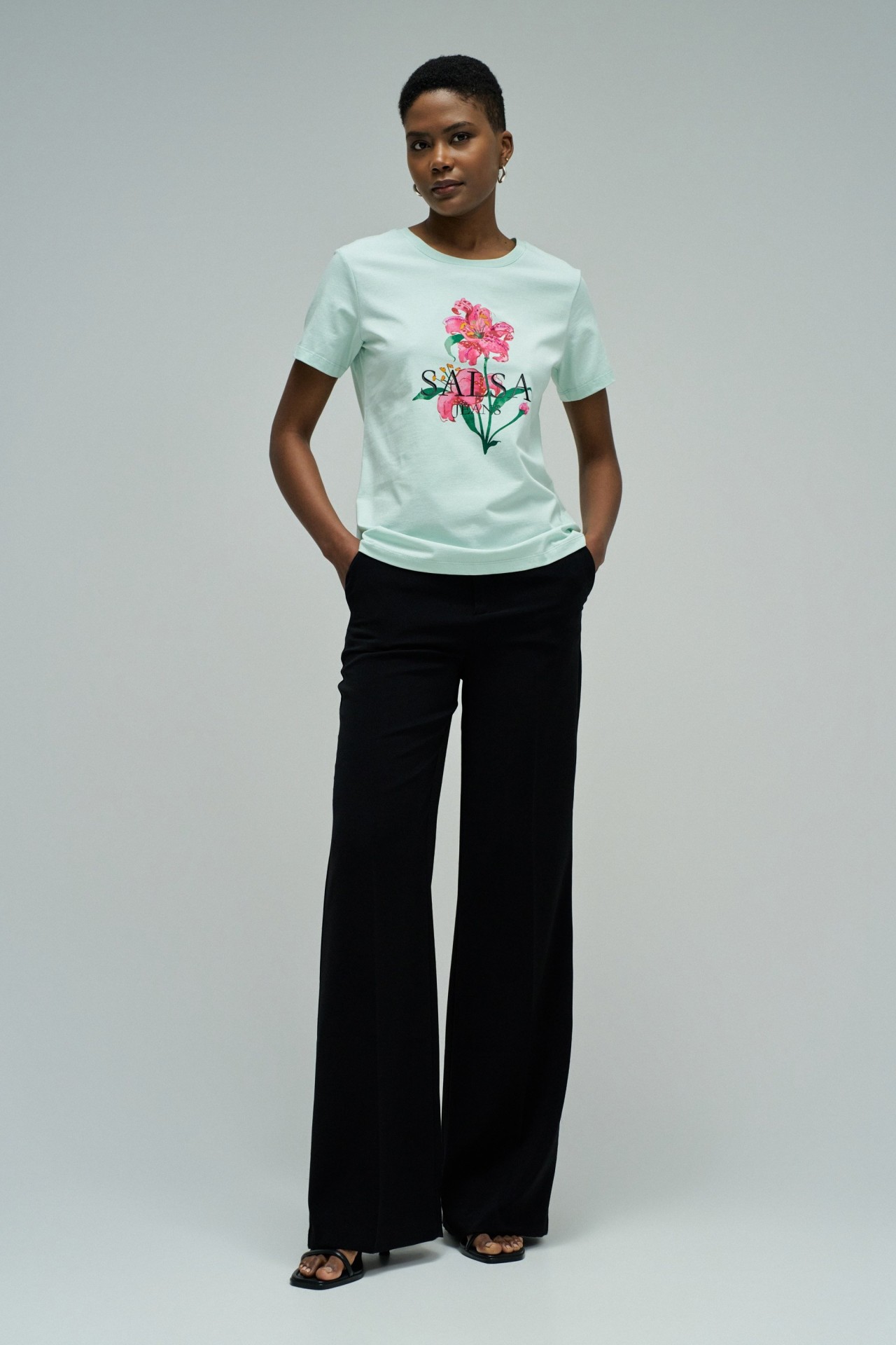T-SHIRT AVEC IMPRIM� ET BRANDING