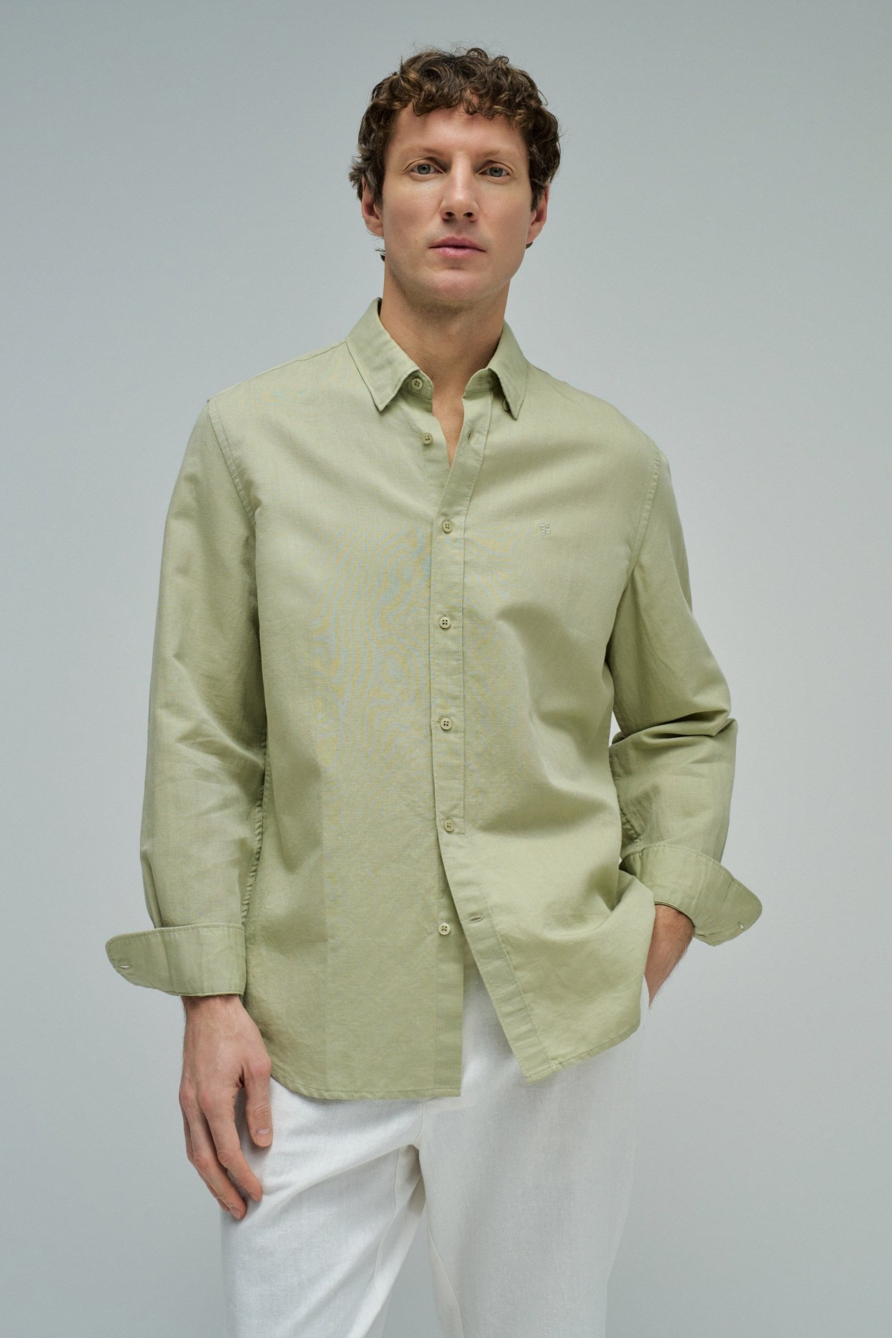 SHIRT WITH A MIX OF LINEN