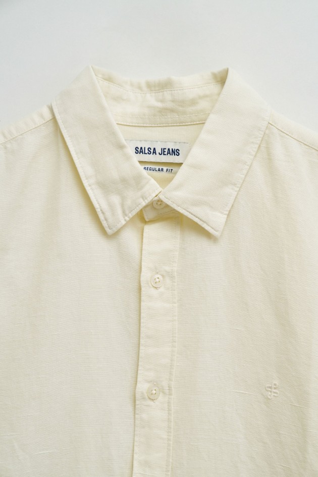 SHIRT WITH A MIX OF LINEN