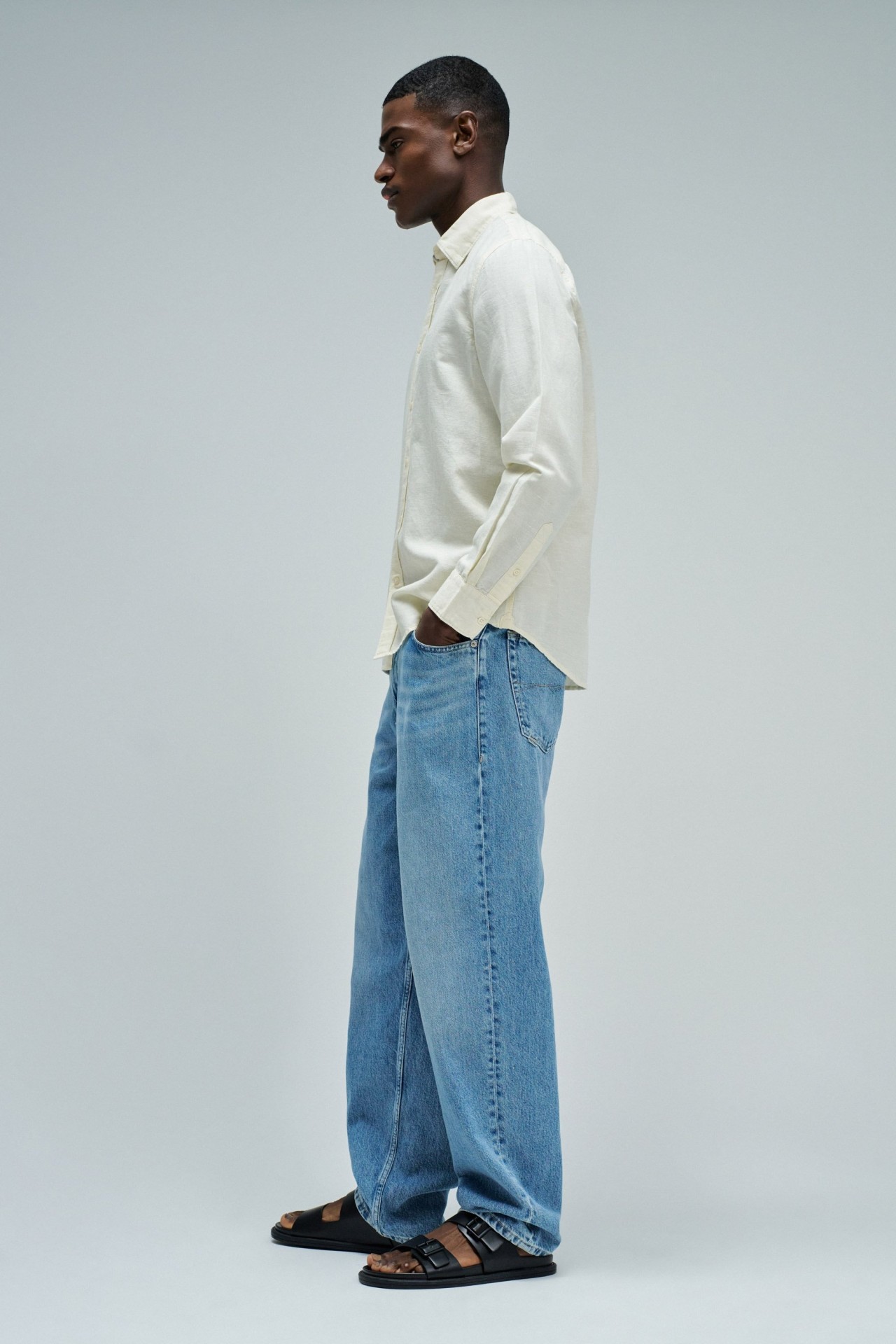 SHIRT WITH A MIX OF LINEN