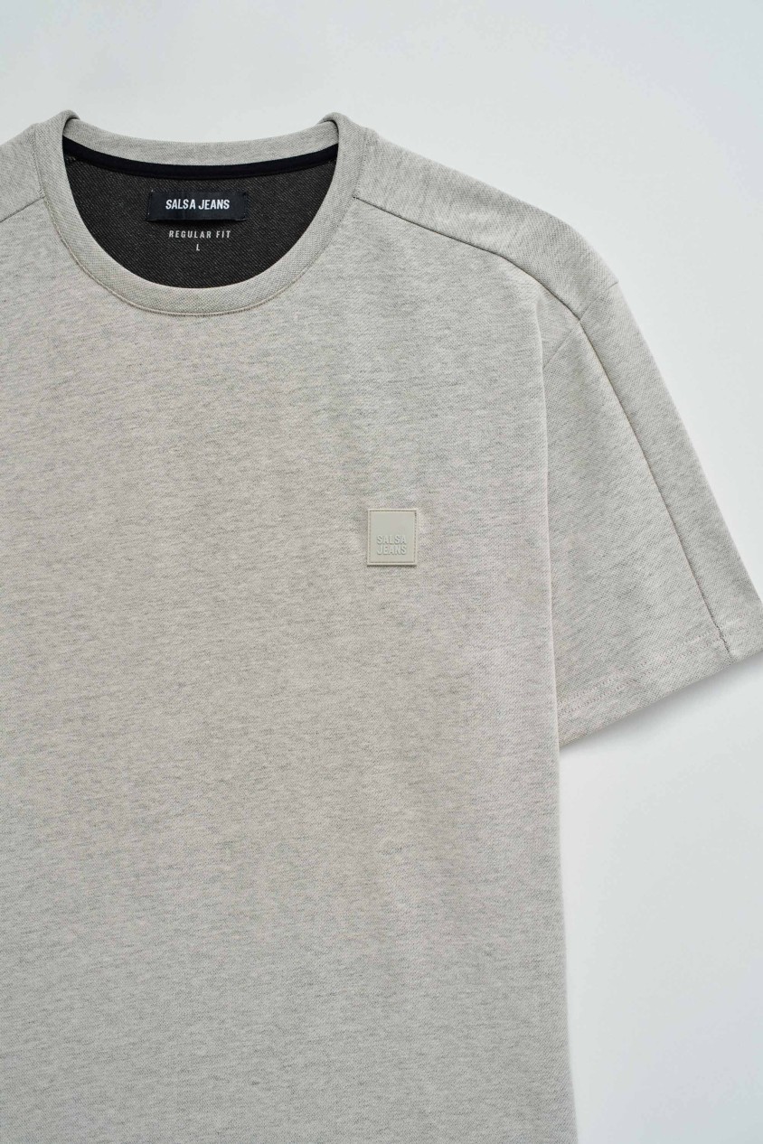 T-SHIRT CON BRANDING