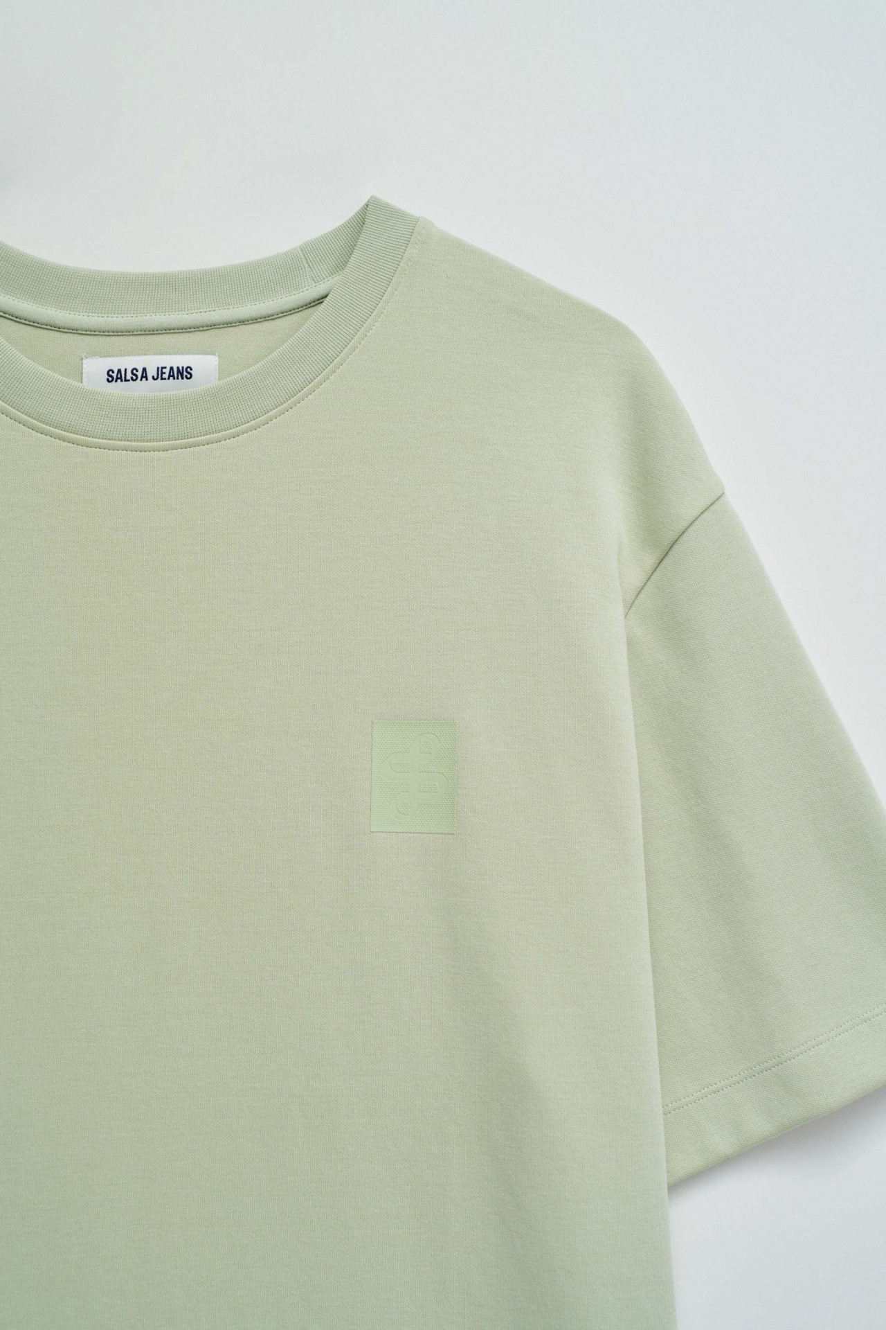 T-SHIRT MET BRANDING