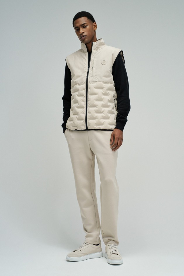 GEVULDE VEST