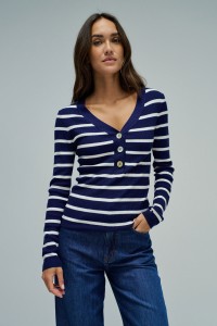 T-SHIRT EN MAILLE � RAYURES
