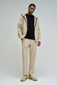 REGULAR FIT JACKE