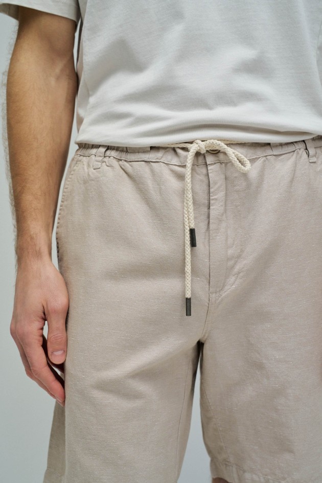 SHORT MET LINNEN