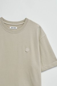 T-SHIRT MET BRANDING