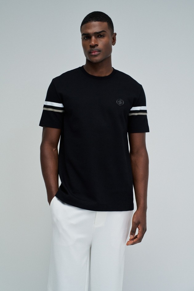 T-SHIRT MET STREPEN