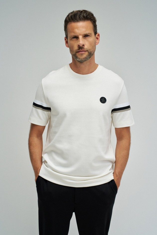 T-SHIRT MET STREPEN