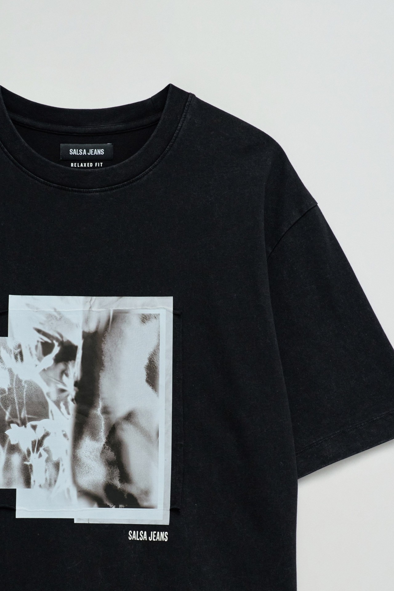 T-SHIRT MET PRINT