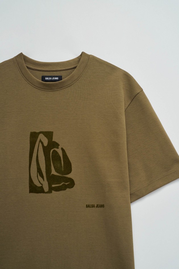 T-SHIRT MET FLUWELEN PRINT