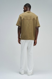 T-SHIRT MET FLUWELEN PRINT