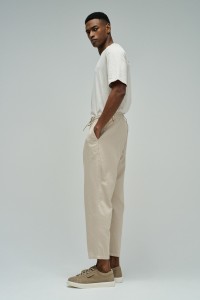 JOGGERS HOSE MIT LEINEN
