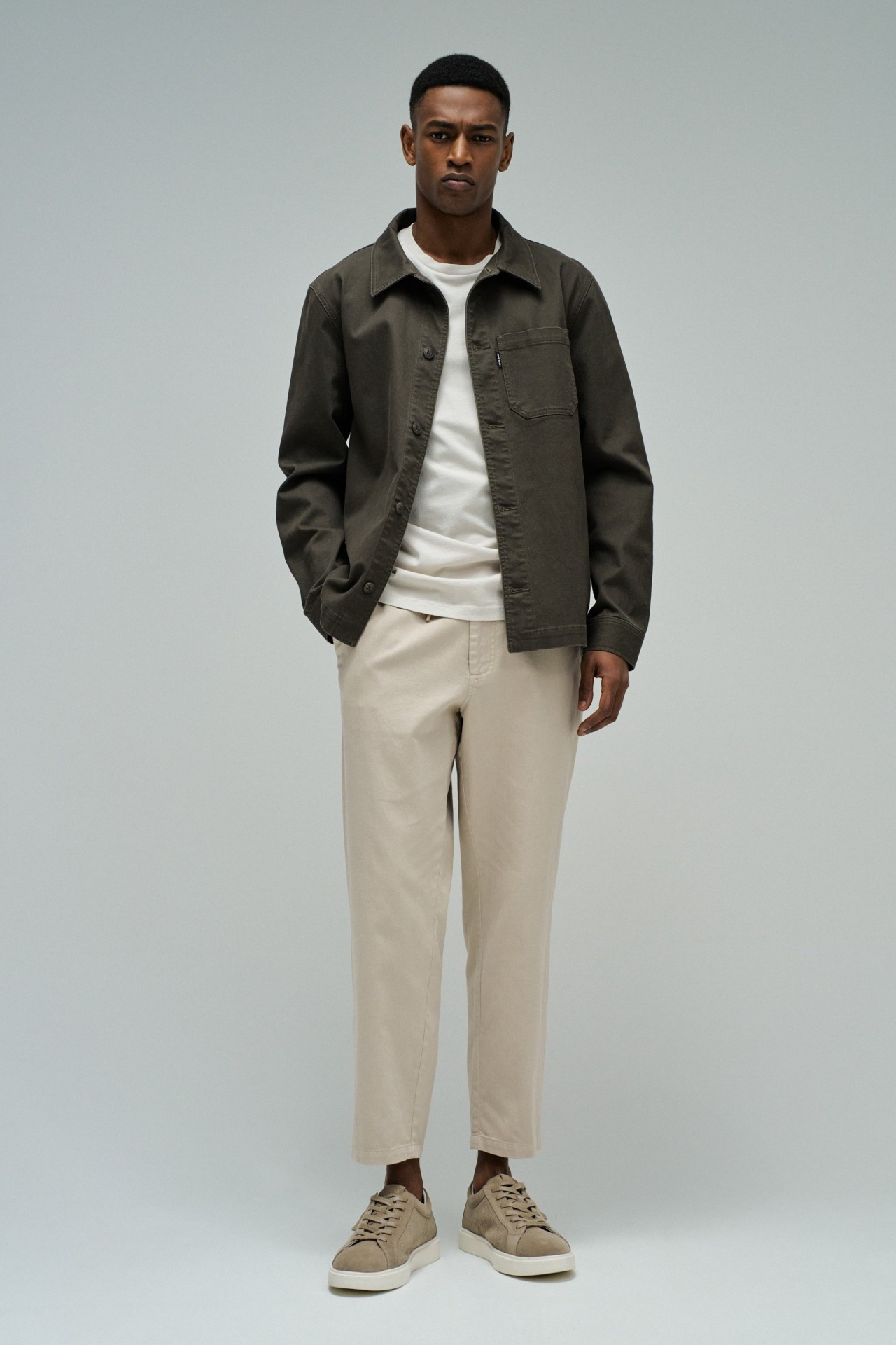JOGGERS HOSE MIT LEINEN