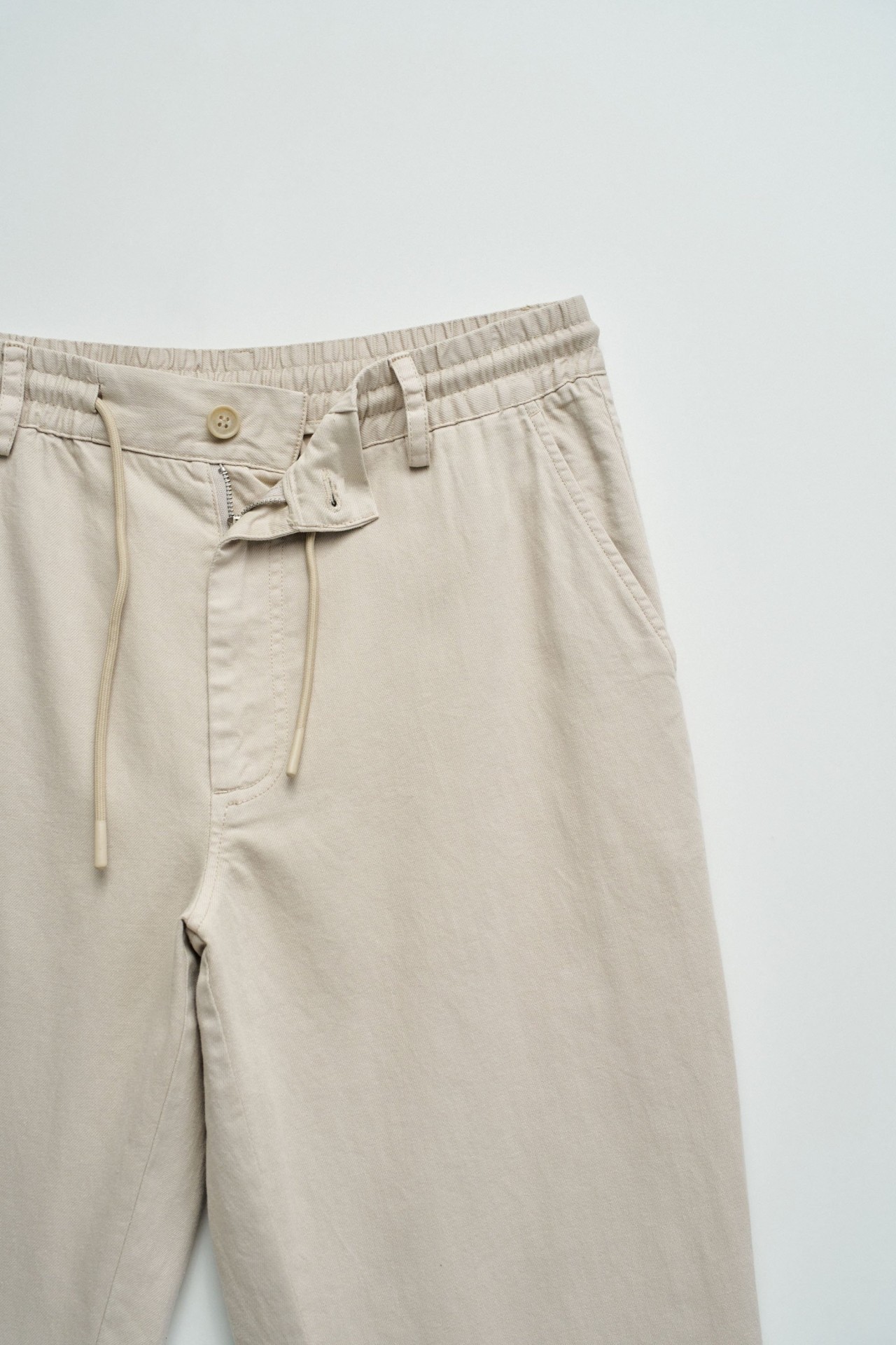 JOGGERS HOSE MIT LEINEN