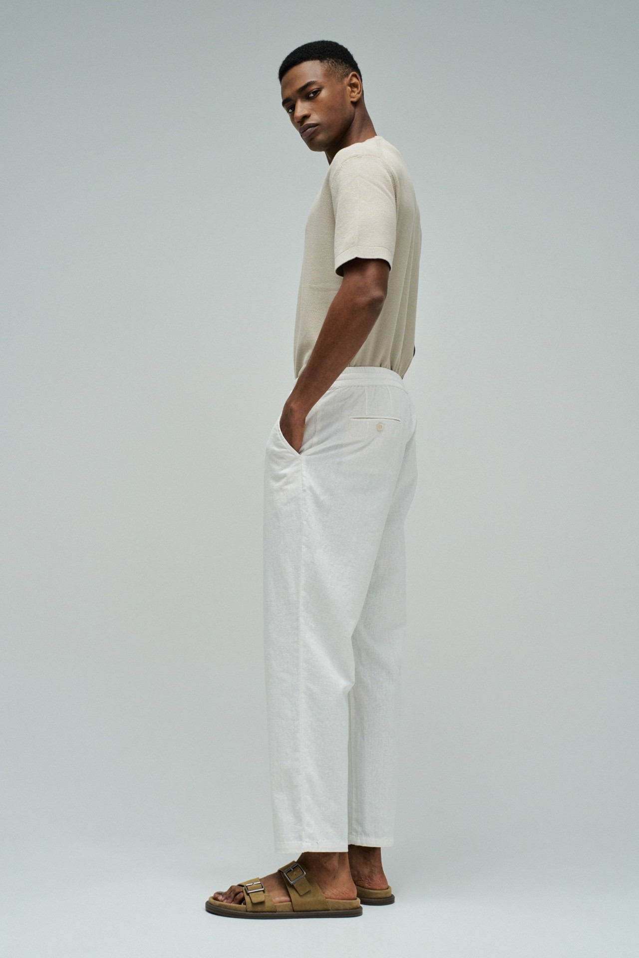 CAL�AS JOGGERS COM LINHO