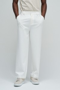 CHINO TROUSERS WITH ELASTIC WAISTBAND