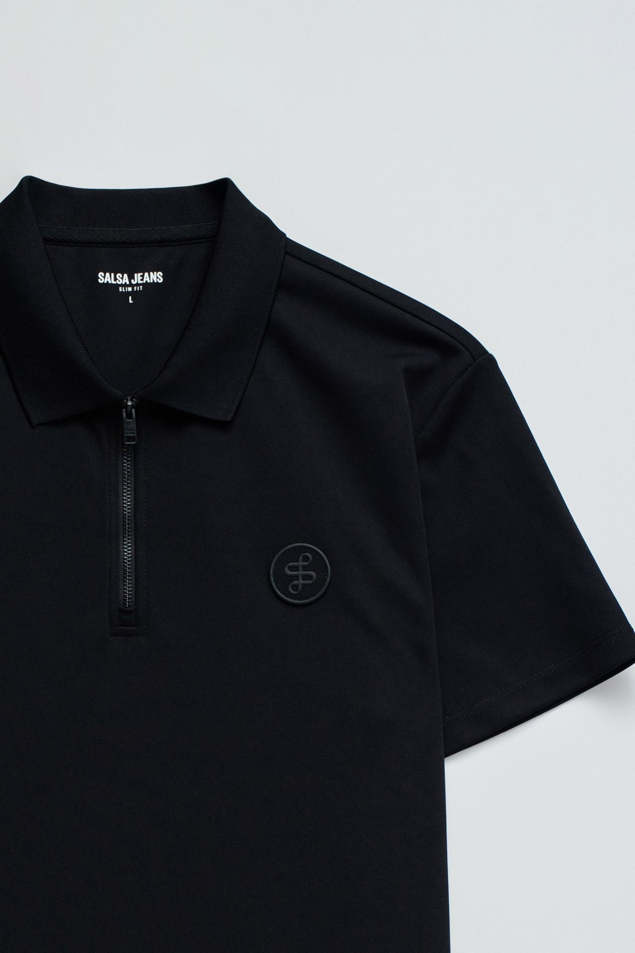 POLO WITH ZIPPER