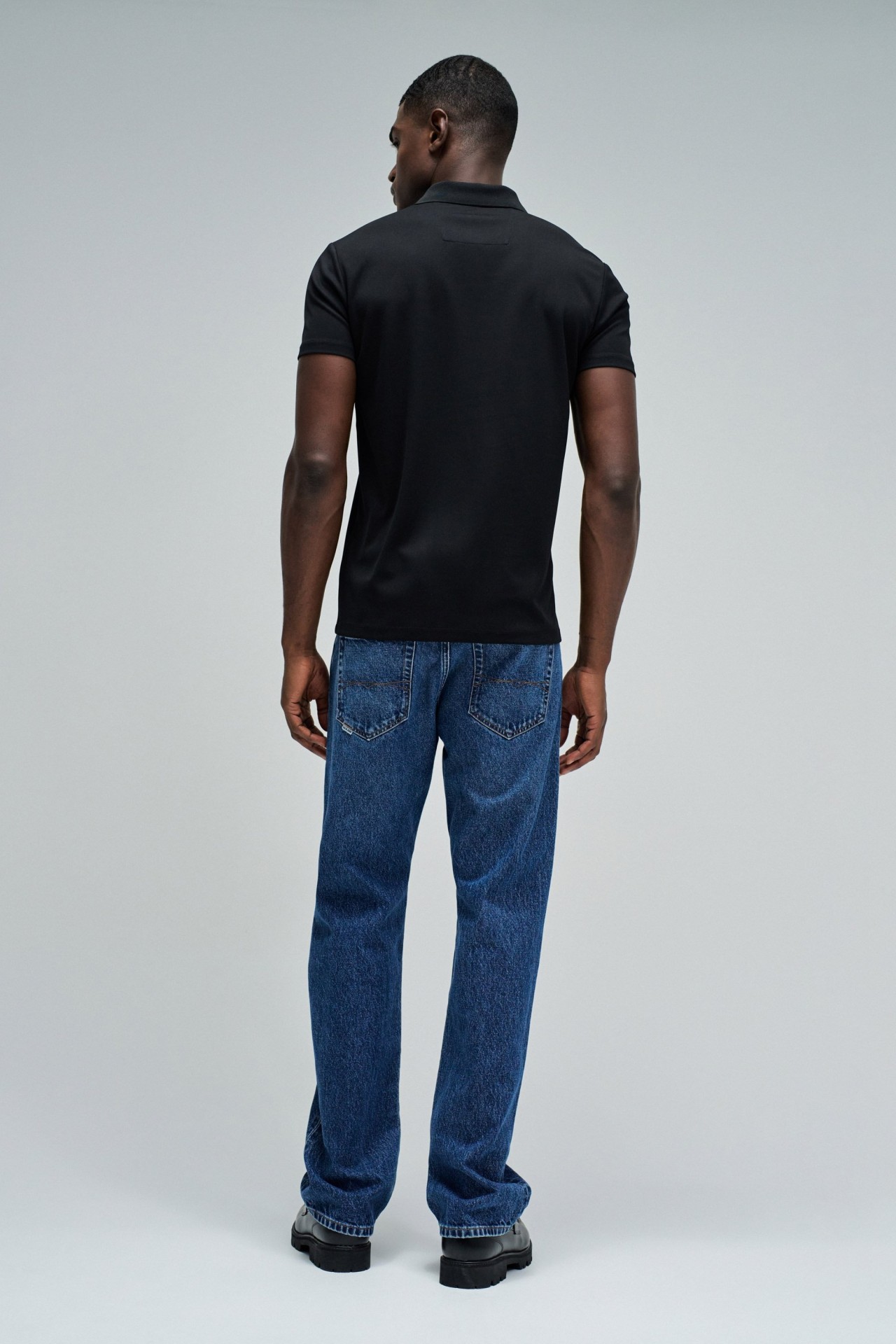 POLO WITH ZIPPER