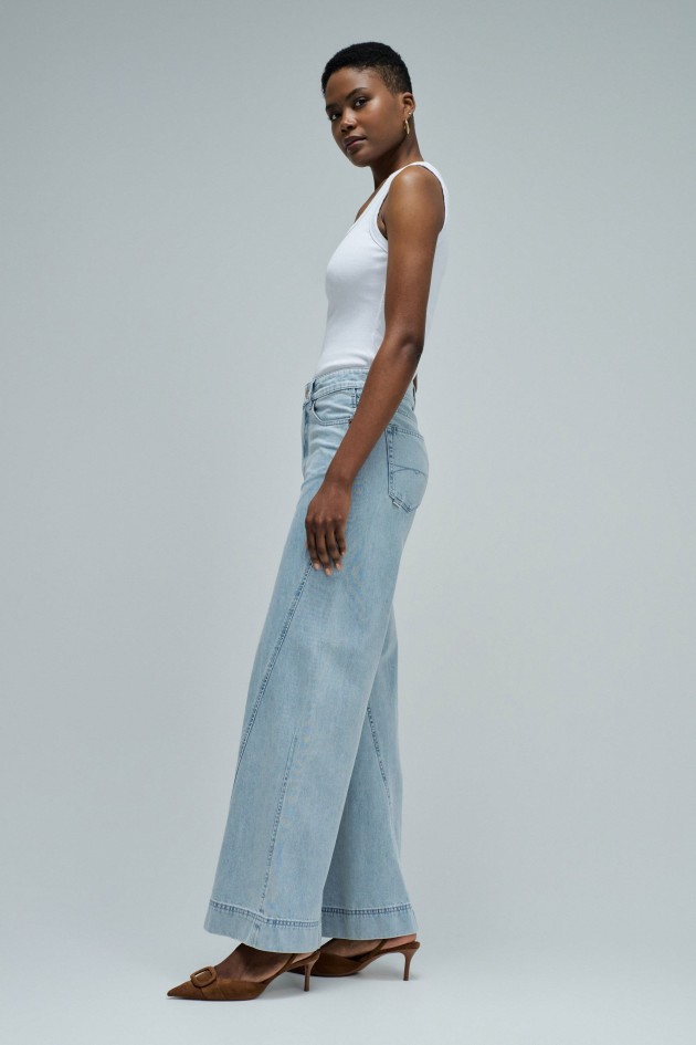 SUPER WIDE LEG JEANS