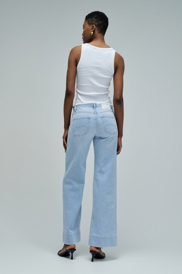 LOW RISE WIDE JEANS