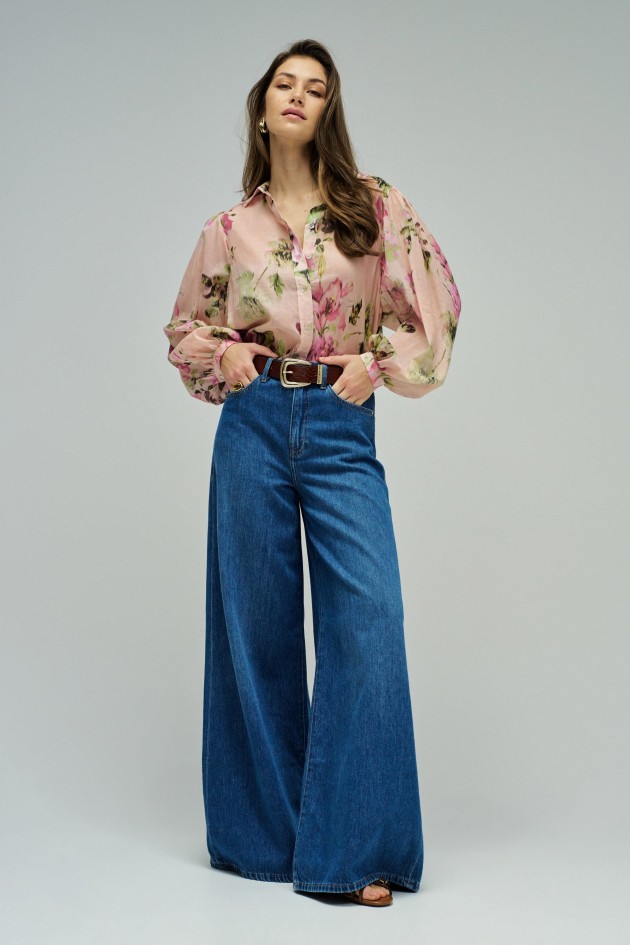 SUPER WIDE LEG JEANS