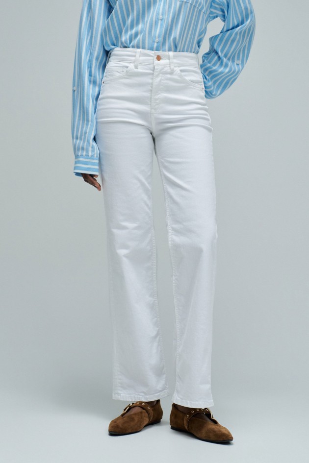 FAITH PUSH IN STRAGHT JEANS