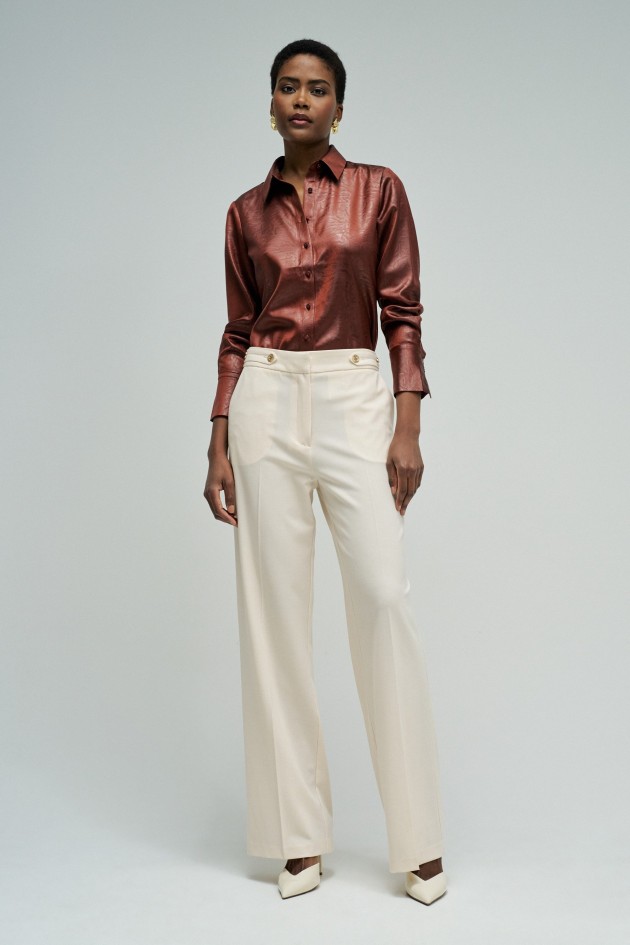 CAMISA ACETINADA COM TEXTURA